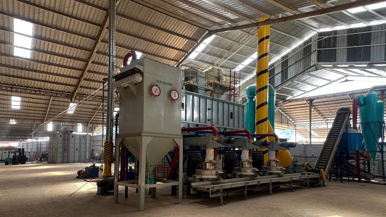 Wood pellet production machine at CV. Suryajaya Karunia Abadi, Jepara Indonesia
